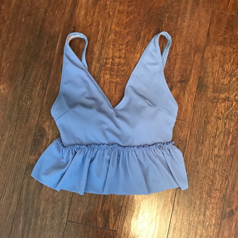 Kortni Jeane V-Neck top in Ribbed Milky Blue
